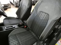 USED 2021 02 VOLKSWAGEN GOLF 1.5 eTSI MHEV R-Line Hatchback 5dr Petrol Hybrid DSG Euro 6 (s/s) (150 ps) SAT NAV PART LEATHER INTERIOR CRUISE CONTROL PARKING SENSORS 1 OWNER SERVICE HISTORY WARRANTY