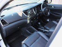 USED 2016 66 HYUNDAI TUCSON 2.0 CRDi Premium SE SUV 5dr Diesel Auto 4WD Euro 6 (136 ps) SUNROOF I NAV I CLIMATE SEATS