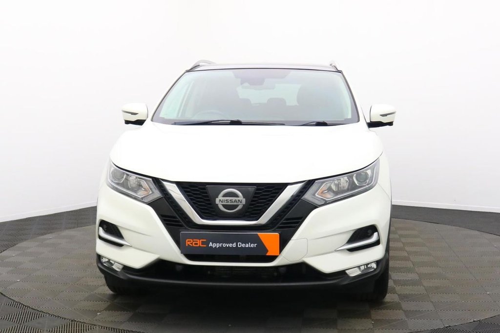 USED 2017 67 NISSAN QASHQAI 1.6 dCi N-Connecta SUV 5dr Diesel XTRON Euro 6 (s/s) (130 ps) Sat Nav Pan Roof