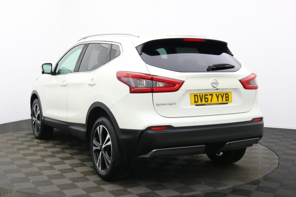 USED 2017 67 NISSAN QASHQAI 1.6 dCi N-Connecta SUV 5dr Diesel XTRON Euro 6 (s/s) (130 ps) Sat Nav Pan Roof
