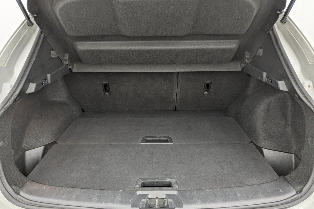 USED 2017 67 NISSAN QASHQAI 1.6 dCi N-Connecta SUV 5dr Diesel XTRON Euro 6 (s/s) (130 ps) Sat Nav Pan Roof