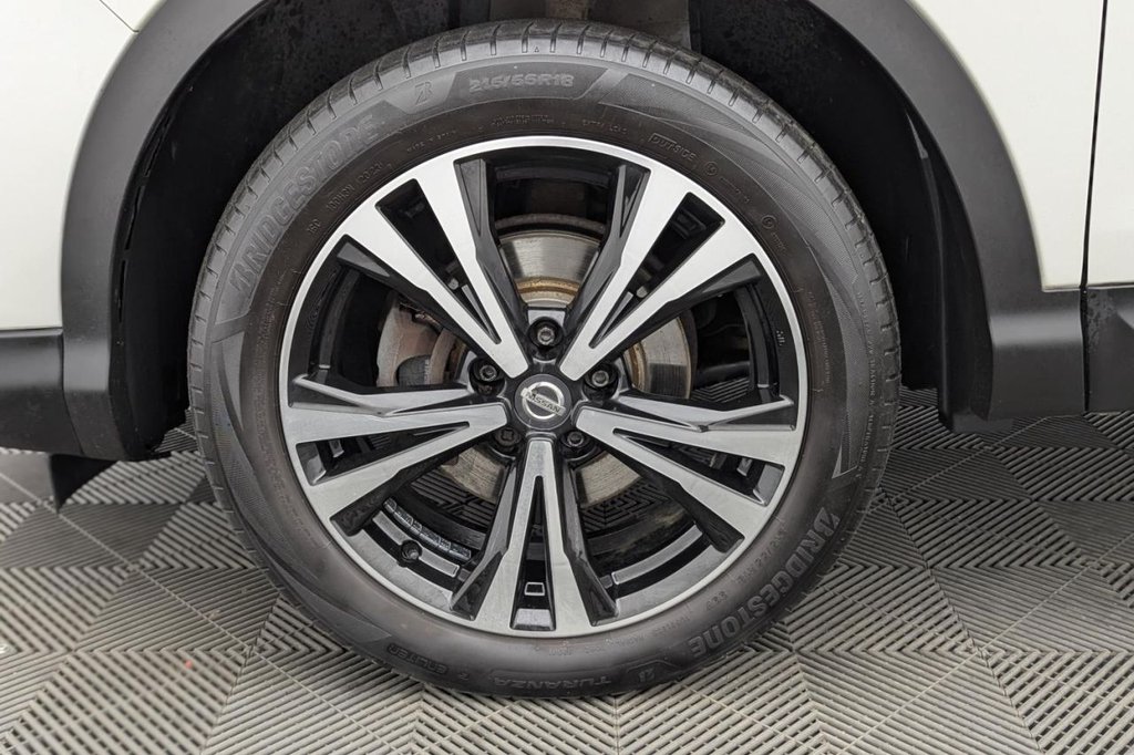 USED 2017 67 NISSAN QASHQAI 1.6 dCi N-Connecta SUV 5dr Diesel XTRON Euro 6 (s/s) (130 ps) Sat Nav Pan Roof