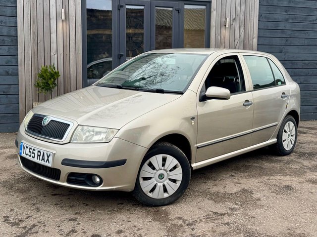 2005 55 Skoda Fabia 1.2 HTP 12V Ambiente Hatchback 5dr Petrol Manual (140 g/km, 64 bhp)