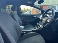 USED 2017 17 FORD FOCUS 1.0T EcoBoost ST-Line Auto Euro 6 (s/s) 5dr Automatic +ULEZ