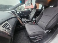 USED 2015 65 HYUNDAI I30 1.6 CRDi Blue Drive SE Hatchback 5dr Diesel Manual Euro 6 (s/s) (110 ps) &pound;0 road Tax