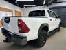 USED 2022 72 TOYOTA HILUX 2.8 D-4D Invincible X Pickup Double Cab 4dr Diesel Auto 4WD Euro 6 (s/s) (204 ps) *FANTASTIC CONDITION INSIDE & OUT*