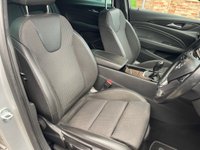 USED 2017 17 VAUXHALL INSIGNIA 2.0 Turbo D BlueInjection SRi VX Line Nav Grand Sport 5dr Diesel Manual Euro 6 (s/s) (170 ps) 1 PREVIOUS OWNER JUST SERVICED