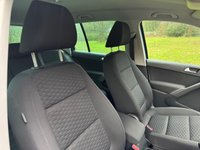 USED 2009 59 VOLKSWAGEN TIGUAN 2.0 TDI SE SUV 5dr Diesel Manual 4WD Euro 5 (140 ps) 