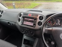 USED 2009 59 VOLKSWAGEN TIGUAN 2.0 TDI SE SUV 5dr Diesel Manual 4WD Euro 5 (140 ps) 