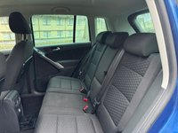 USED 2009 59 VOLKSWAGEN TIGUAN 2.0 TDI SE SUV 5dr Diesel Manual 4WD Euro 5 (140 ps) 