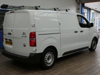 USED 2021 71 CITROEN E-DISPATCH e 1000 75kWh Enterprise M Panel Van 6dr Electric Auto MWB (136 ps) 3 SEATS ANDROID APPLE CARPLAY CRUISE CONTROL PARKING SENSORS ROOF RACK PIPE CARRIER GENUINE LOW MILES 1 OWNER WARRANTY