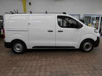 USED 2021 71 CITROEN E-DISPATCH e 1000 75kWh Enterprise M Panel Van 6dr Electric Auto MWB (136 ps) 3 SEATS ANDROID APPLE CARPLAY CRUISE CONTROL PARKING SENSORS ROOF RACK PIPE CARRIER GENUINE LOW MILES 1 OWNER WARRANTY