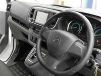USED 2021 71 CITROEN E-DISPATCH e 1000 75kWh Enterprise M Panel Van 6dr Electric Auto MWB (136 ps) 3 SEATS ANDROID APPLE CARPLAY CRUISE CONTROL PARKING SENSORS ROOF RACK PIPE CARRIER GENUINE LOW MILES 1 OWNER WARRANTY