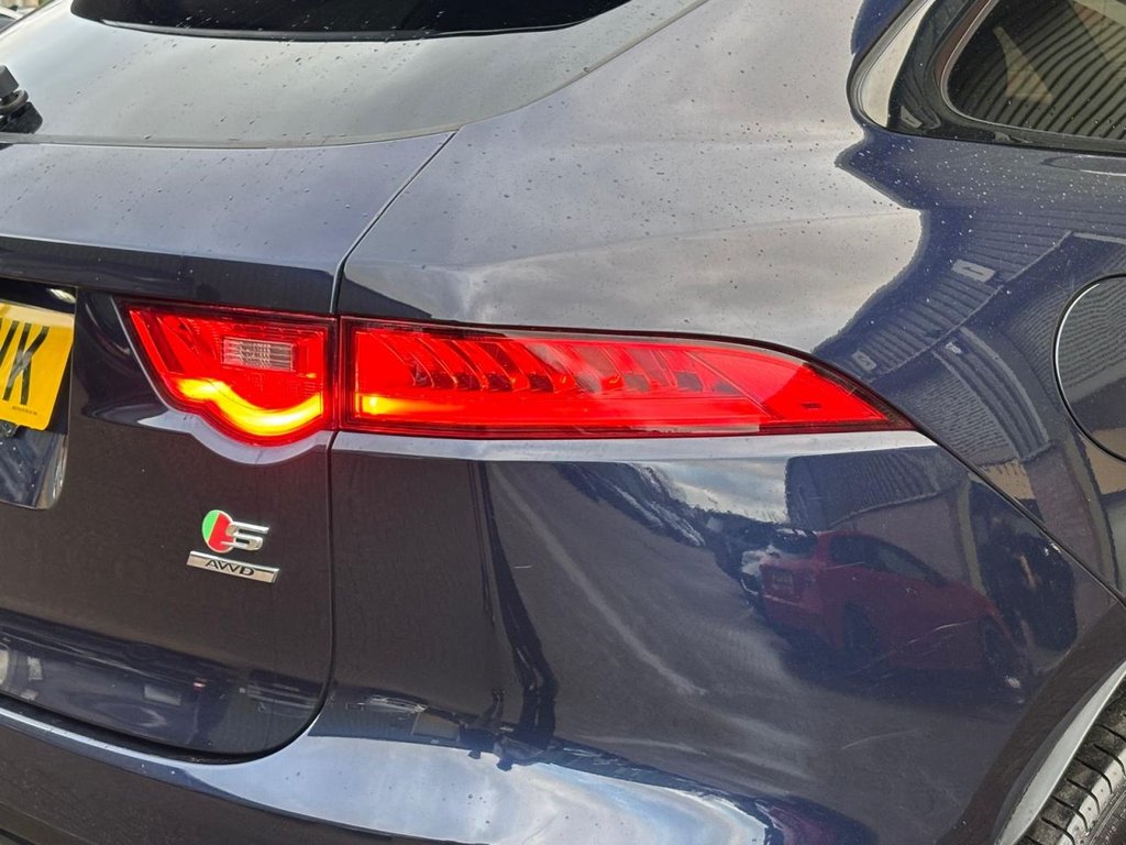 USED 2019 68 JAGUAR F-PACE 3.0 D300 V6 S SUV 5dr Diesel Auto AWD Euro 6 (s/s) (300 ps) PAN ROOF|MERIDIAN|2YR WARRANTY