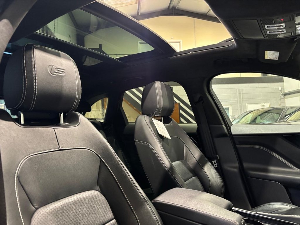 USED 2019 68 JAGUAR F-PACE 3.0 D300 V6 S SUV 5dr Diesel Auto AWD Euro 6 (s/s) (300 ps) PAN ROOF|MERIDIAN|2YR WARRANTY