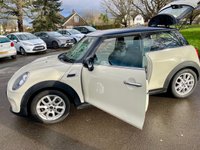 USED 2015 64 MINI HATCH 1.5 Cooper Hatchback 3dr Petrol Manual Euro 6 (s/s) (136 ps) 1 Owner From New With Full Service History, Great Specification And ULEZ Complaint !