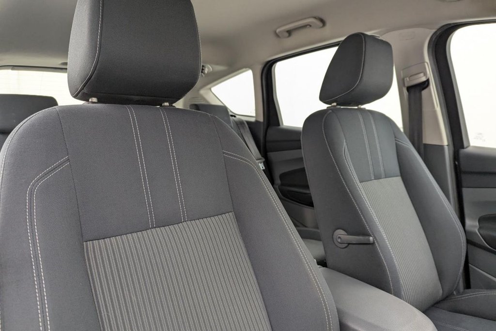 USED 2011 11 FORD C-MAX 1.6 TDCi Titanium MPV 5dr Diesel Manual Euro 5 (115 ps) DAB Heated Screen