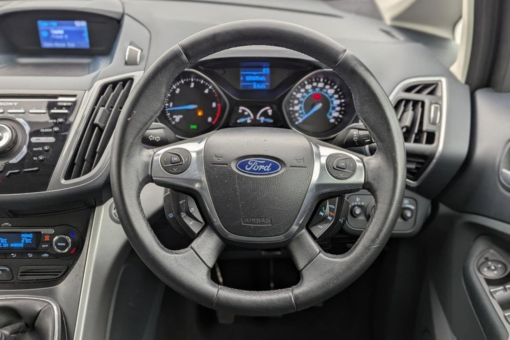 USED 2011 11 FORD C-MAX 1.6 TDCi Titanium MPV 5dr Diesel Manual Euro 5 (115 ps) DAB Heated Screen