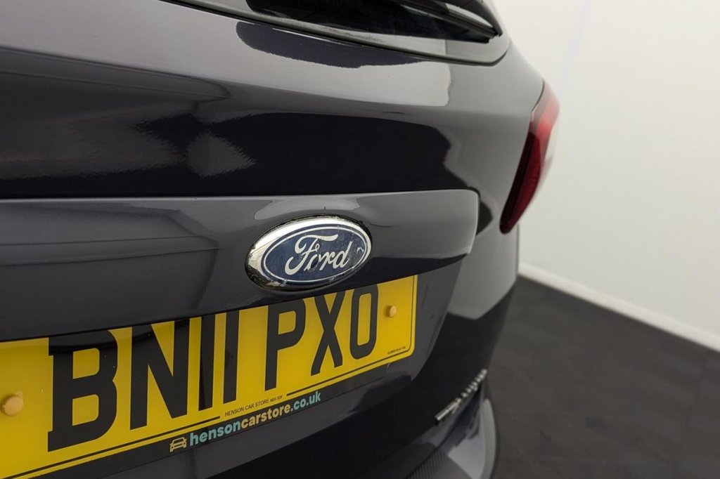 USED 2011 11 FORD C-MAX 1.6 TDCi Titanium MPV 5dr Diesel Manual Euro 5 (115 ps) DAB Heated Screen