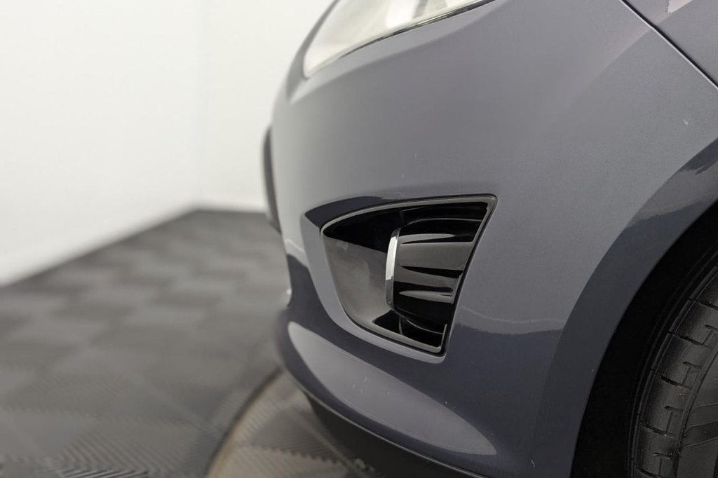 USED 2011 11 FORD C-MAX 1.6 TDCi Titanium MPV 5dr Diesel Manual Euro 5 (115 ps) DAB Heated Screen