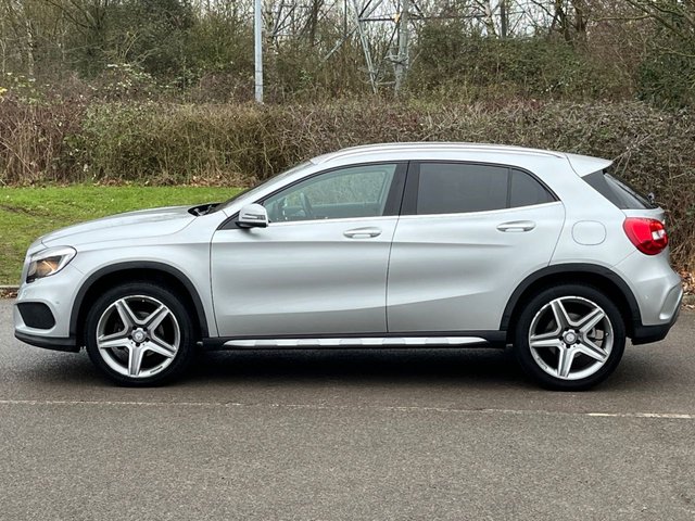 2017 Mercedes-Benz GLA - Photo 2