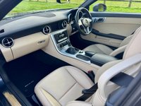 USED 2013 13 MERCEDES-BENZ SLK 3.5 SLK350 BlueEfficiency AMG Sport Convertible 2dr Petrol G-Tronic+ Euro 5 (s/s) (306 ps) 