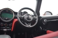USED 2018 18 MINI HATCH 2.0 John Cooper Works Hatchback 3dr Petrol Manual Euro 6 (s/s) (231 ps) PAN ROOF / CHILI PACK / NAV +