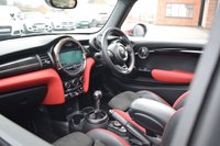 USED 2018 18 MINI HATCH 2.0 John Cooper Works Hatchback 3dr Petrol Manual Euro 6 (s/s) (231 ps) PAN ROOF / CHILI PACK / NAV +