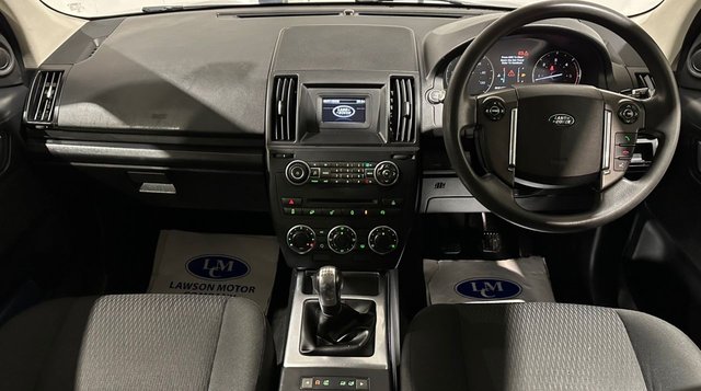 View our LAND ROVER FREELANDER 2