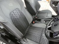 USED 2020 70 VOLKSWAGEN GOLF 1.5 eTSI MHEV R-Line Hatchback 5dr Petrol Hybrid DSG Euro 6 (s/s) (150 ps) SAT NAV PART LEATHER INTERIOR CRUISE CONTROL PARKING SENSORS 1 OWNER SERVICE HISTORY WARRANTY