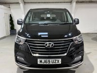 USED 2019 69 HYUNDAI i800 2.5 CRDi SE Nav MPV 5dr Diesel Manual Euro 6 (136 ps) 