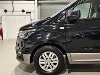 USED 2019 69 HYUNDAI i800 2.5 CRDi SE Nav MPV 5dr Diesel Manual Euro 6 (136 ps) 
