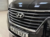 USED 2019 69 HYUNDAI i800 2.5 CRDi SE Nav MPV 5dr Diesel Manual Euro 6 (136 ps) 