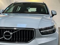 USED 2020 70 VOLVO XC40 2.0 B4 MHEV Inscription Pro Auto Euro 6 (s/s) 5dr 
