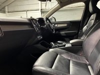 USED 2020 70 VOLVO XC40 2.0 B4 MHEV Inscription Pro Auto Euro 6 (s/s) 5dr 