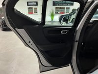 USED 2020 70 VOLVO XC40 2.0 B4 MHEV Inscription Pro Auto Euro 6 (s/s) 5dr 