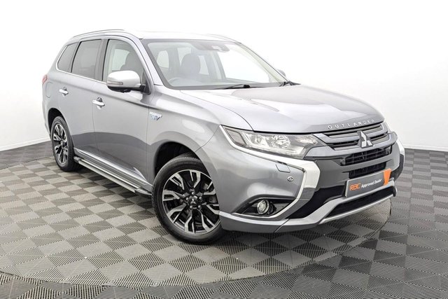 2017 17 MITSUBISHI OUTLANDER 2.0h 12kWh 4hs SUV 5dr Petrol Plug-in Hybrid CVT 4WD Euro 6 (s/s) (200 ps) Sat Nav Sunroof