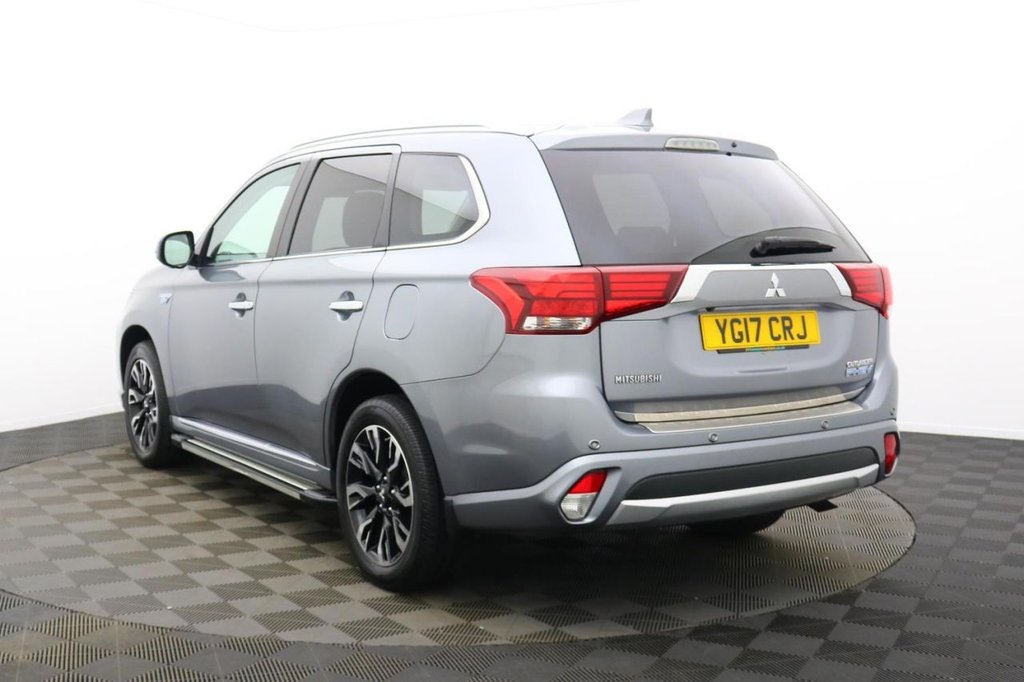 USED 2017 17 MITSUBISHI OUTLANDER 2.0h 12kWh 4hs SUV 5dr Petrol Plug-in Hybrid CVT 4WD Euro 6 (s/s) (200 ps) Sat Nav Sunroof