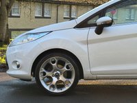 USED 2011 60 FORD FIESTA 1.6 Titanium Hatchback 5dr Petrol Manual (134 g/km, 118 bhp) 