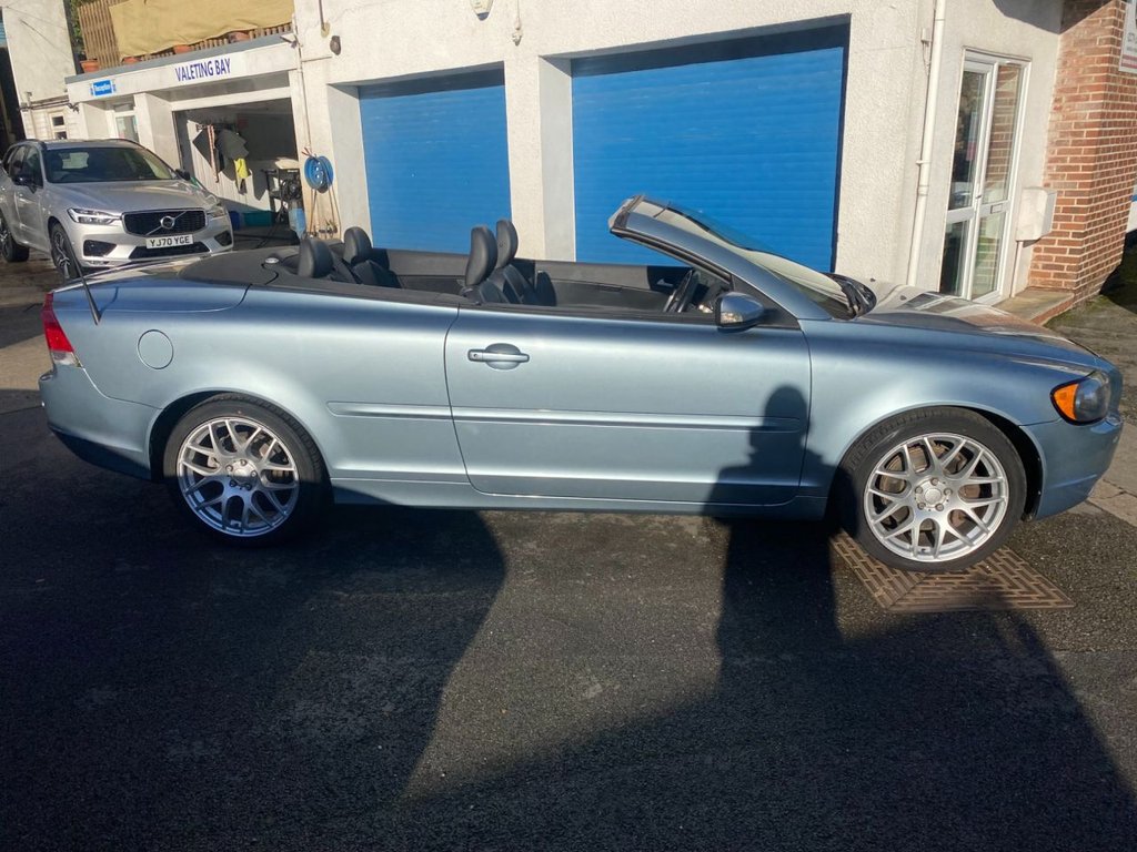 USED 2006 56 VOLVO C70 2.4 D5 SE Lux Convertible 2dr Diesel Geartronic (193 g/km, 178 bhp) WINTER PACK