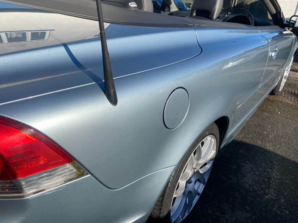 USED 2006 56 VOLVO C70 2.4 D5 SE Lux Convertible 2dr Diesel Geartronic (193 g/km, 178 bhp) WINTER PACK