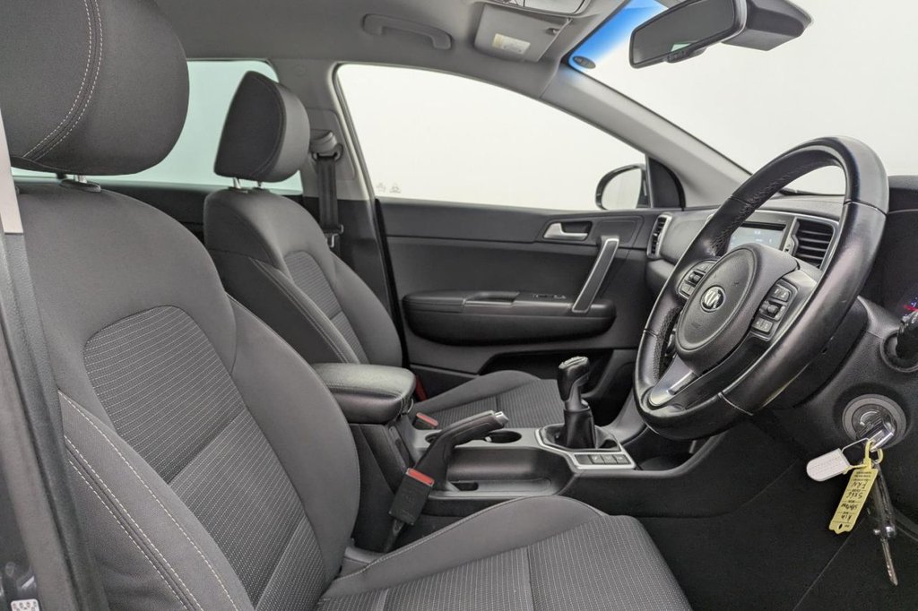 USED 2017 66 KIA SPORTAGE 1.7 CRDi 2 SUV 5dr Diesel Manual Euro 6 (s/s) (114 bhp) Sat Nav DAB