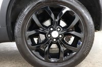USED 2018 68 LAND ROVER DISCOVERY SPORT 2.0 TD4 HSE SUV 5dr Diesel Auto 4WD Euro 6 (s/s) (180 ps) FULL LENGTH PANORAMIC GLASS ROOF