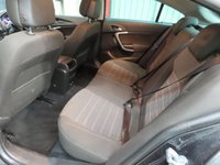 USED 2015 W VAUXHALL INSIGNIA 2.0 CDTi ecoFLEX SRi Nav Hatchback 5dr Diesel Manual Euro 5 (s/s) (140 ps) 