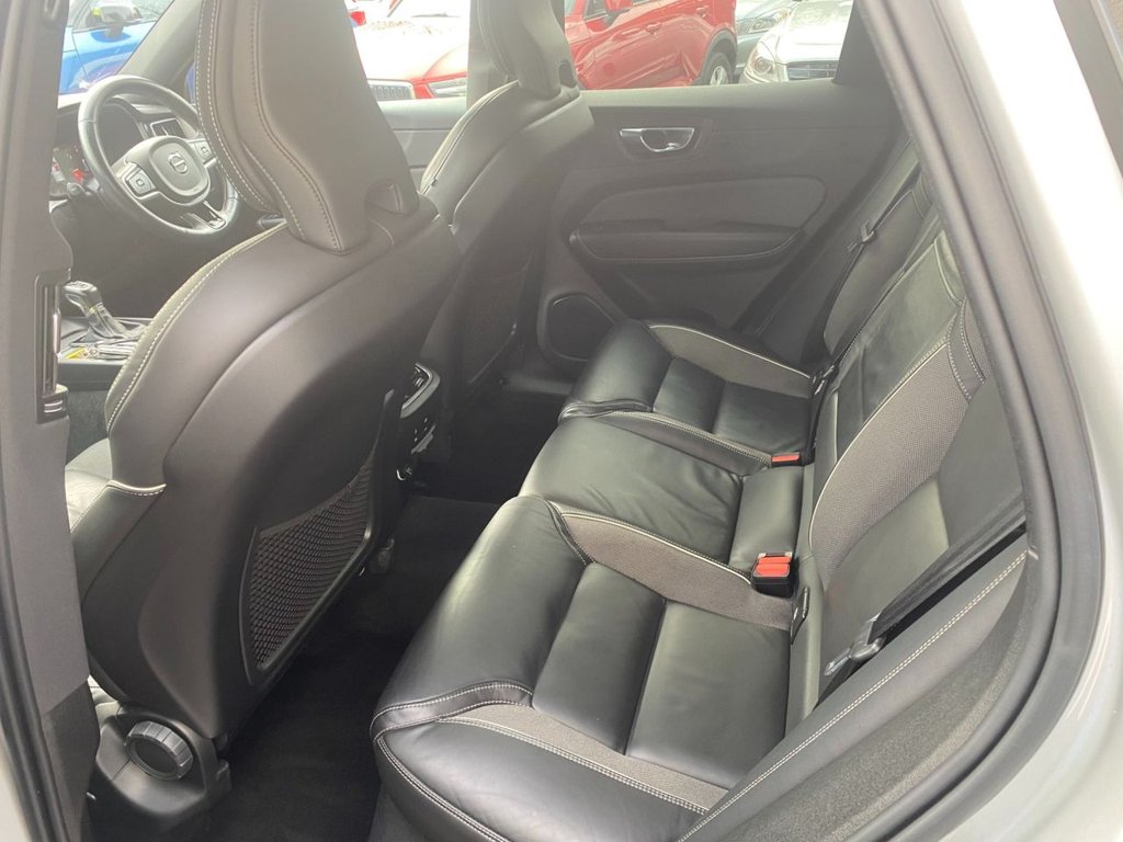 USED 2020 70 VOLVO XC60 2.0 D4 R-Design SUV 5dr Diesel Auto Euro 6 (s/s) (190 ps) SUNROOF HEATED SEATS