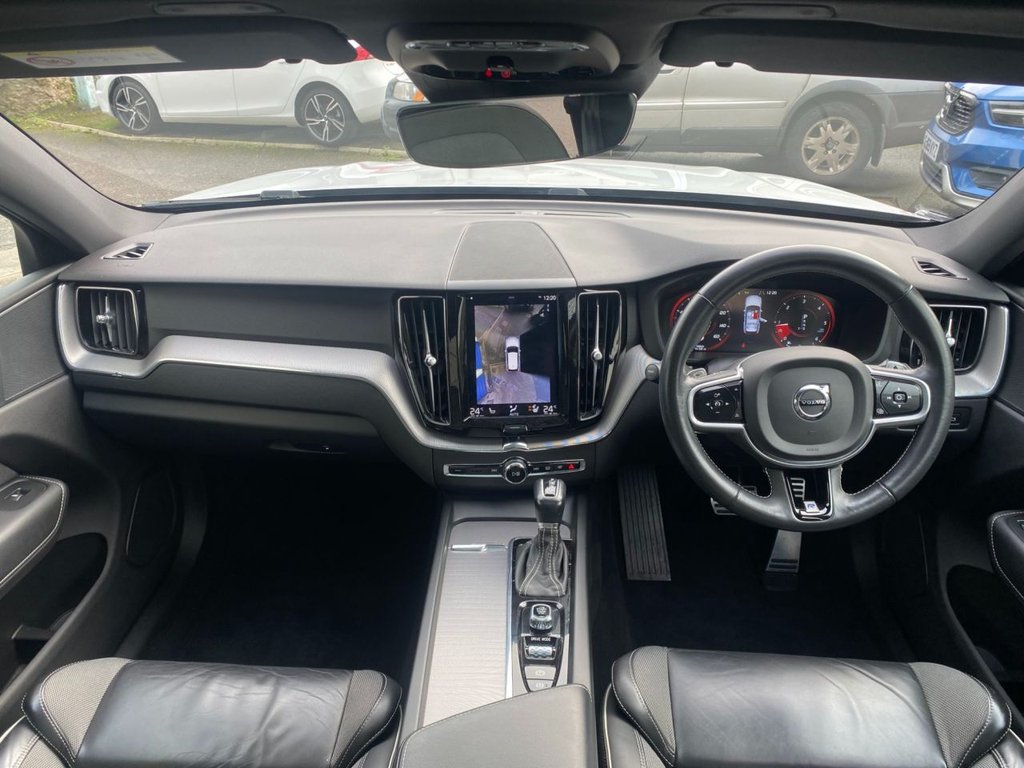USED 2020 70 VOLVO XC60 2.0 D4 R-Design SUV 5dr Diesel Auto Euro 6 (s/s) (190 ps) SUNROOF HEATED SEATS