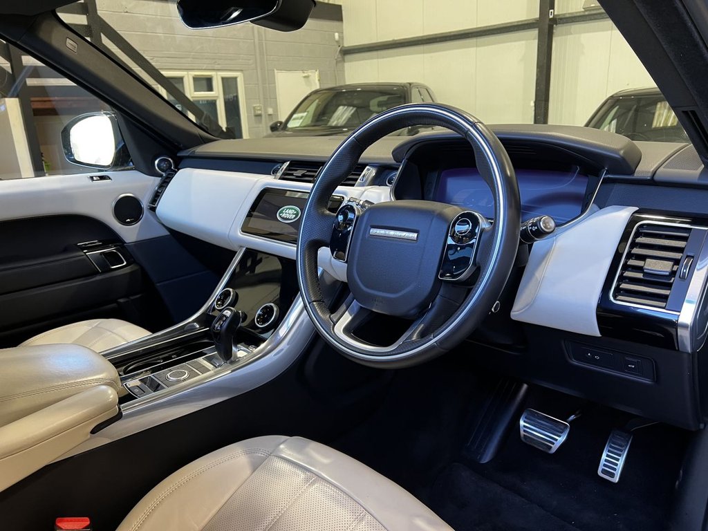 USED 2019 19 LAND ROVER RANGE ROVER SPORT 3.0 SD V6 HSE Dynamic SUV 5dr Diesel Auto 4WD Euro 6 (s/s) (306 ps) DEPLOYABLE STEPS|1YR WARRANTY