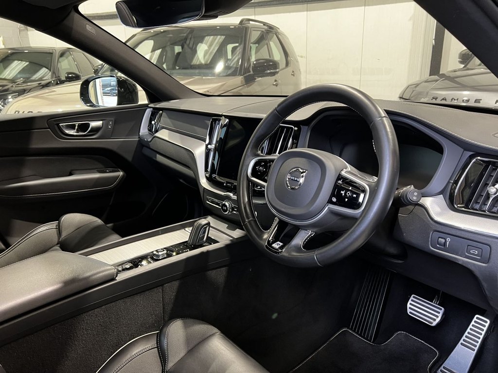 USED 2020 20 VOLVO XC60 2.0 B5 MHEV R-Design Pro SUV 5dr Petrol Hybrid Auto AWD Euro 6 (s/s) (250 ps) PANORAMIC ROOF|2 YEAR WARRANTY
