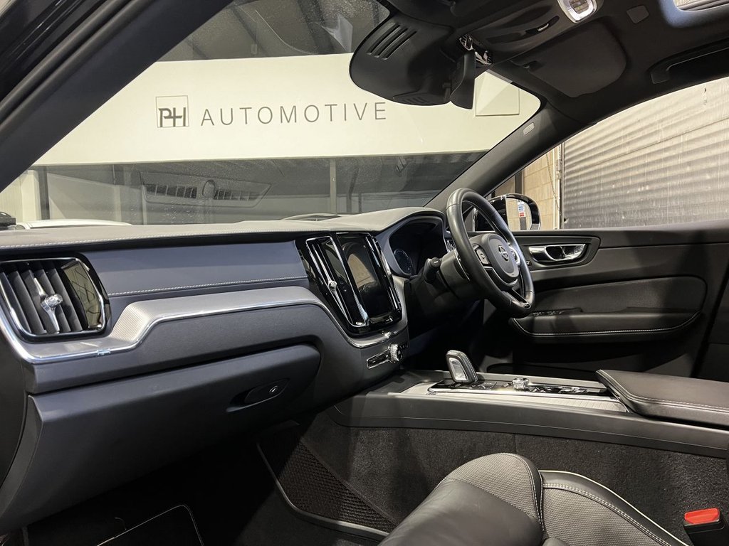 USED 2020 20 VOLVO XC60 2.0 B5 MHEV R-Design Pro SUV 5dr Petrol Hybrid Auto AWD Euro 6 (s/s) (250 ps) PANORAMIC ROOF|2 YEAR WARRANTY