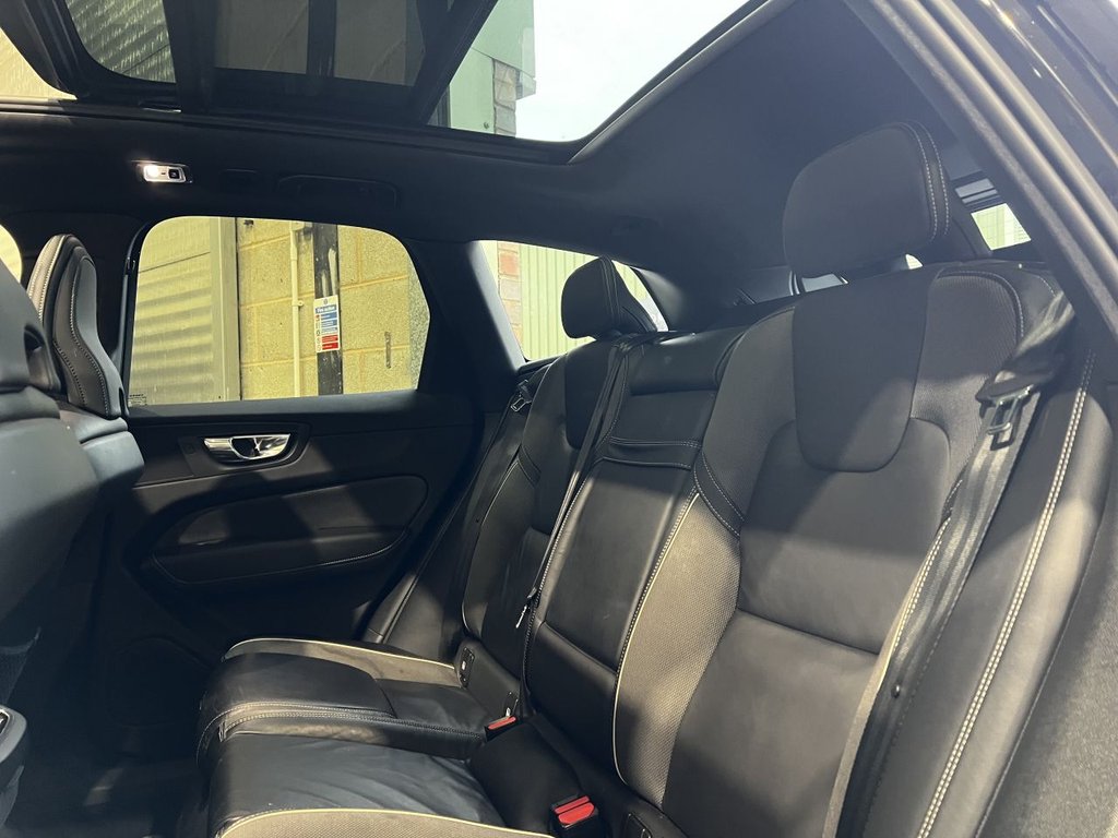 USED 2020 20 VOLVO XC60 2.0 B5 MHEV R-Design Pro SUV 5dr Petrol Hybrid Auto AWD Euro 6 (s/s) (250 ps) PANORAMIC ROOF|2 YEAR WARRANTY